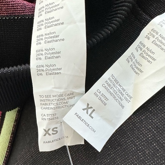 FABLETICS Aisley High-Waisted Seamless Pink Stripe Multi Leggings & Long Sleeve - Picture 10 of 16